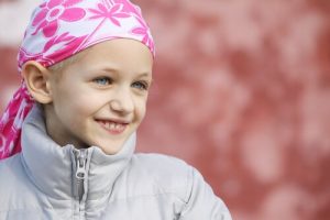 Pienille sankareille, jotka taistelevat lapsuudessaan syöpää vastaan