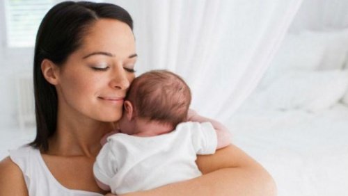 Synnytyksen vaiheet ovat muun muassa kohdunkaulan laajeneminen ja säännölliset supistukset