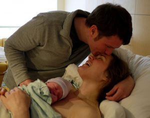 Onko sektio vai luonnollinen synnytys parempi?