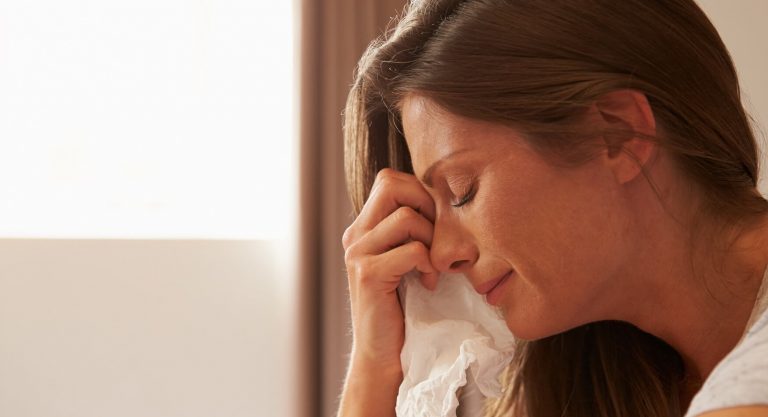 Myös äidit itkevät joskus uupumuksesta, stressistä ja pelosta