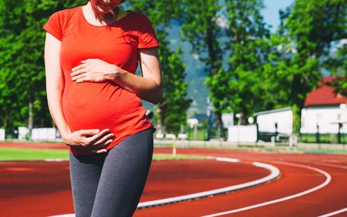 Kävely raskaana parantaa terveyttä