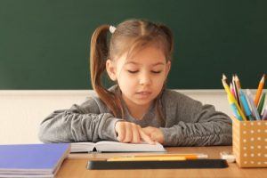 7 hyvää harjoitetta lukemisen opetteluun