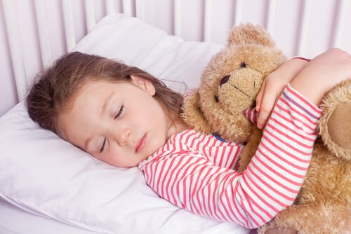 "4-7-8": tekniikka lapsen nukkumaanmenon helpottamiseksi