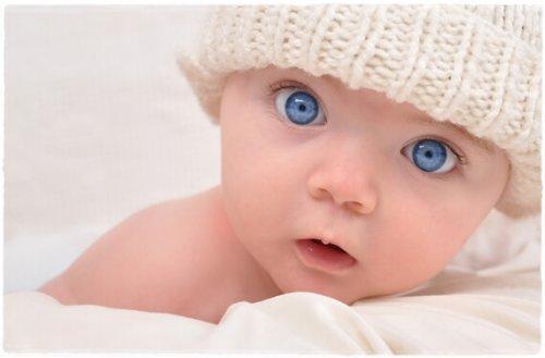 Vauvan silmien väri riippuu geeneistä