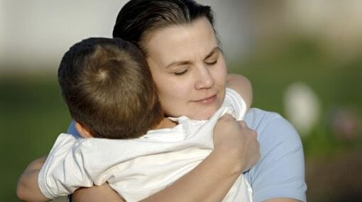 5 esimerkkiä, kuinka äiti tekee uhrauksia lapsensa eteen