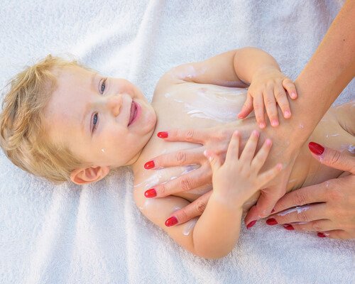 Lapsen atooppisen ihottuman hoito 15 vinkin avulla