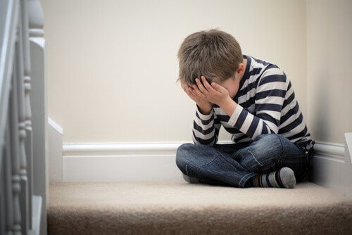 Kuinka helpottaa lapsen ahdistusta?