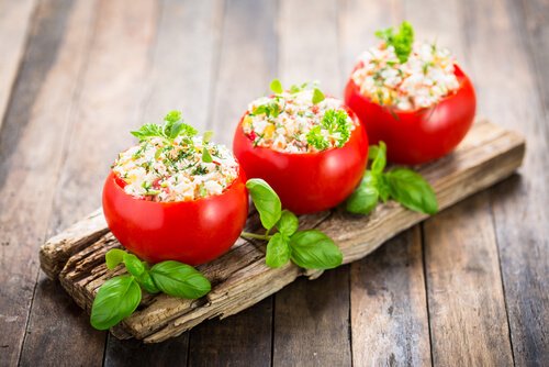 Nopeat illallisideat - Täytetyt tomaatit