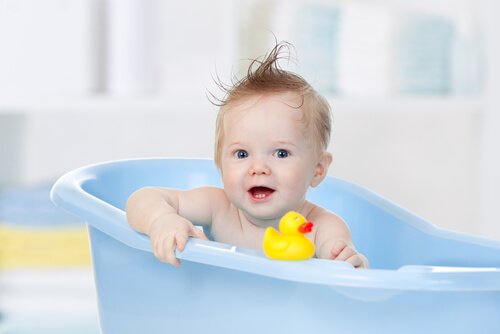 Vauvan kylpyveden ihanteellinen lämpötila