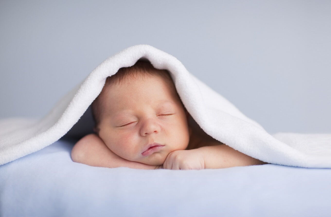 Vauvan nukkumaanmenorutiinin luominen - Äitiyden Ihme