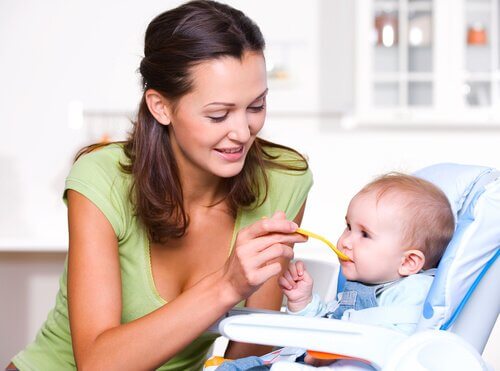 Oikeaoppinen ruokavalio lapsen ensimmäisen elinvuoden aikana