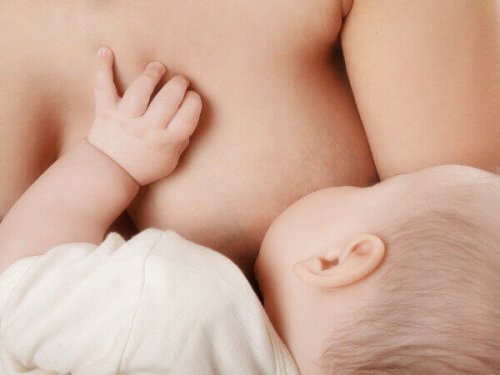 9 yleistä kysymystä imetyksestä