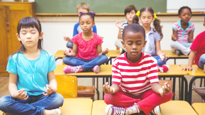 Meditointi luokkahuoneessa - edut ja hyödyt