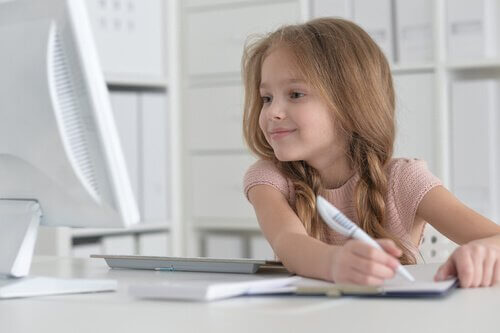 Kuinka opettaa lasta kirjoittamaan?