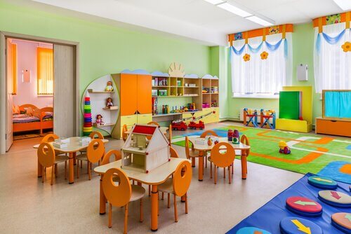 Montessoripedagogiikka apuna luokkahuoneen järjestämisessä