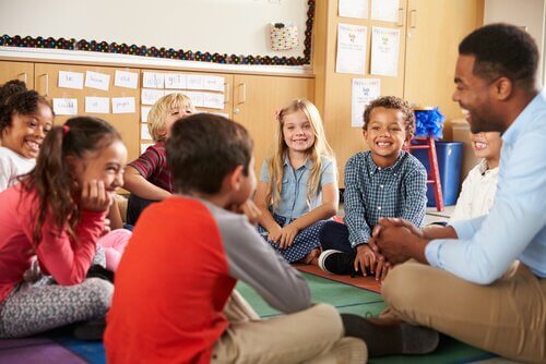Montessoripedagogiikka apuna luokkahuoneen järjestämisessä