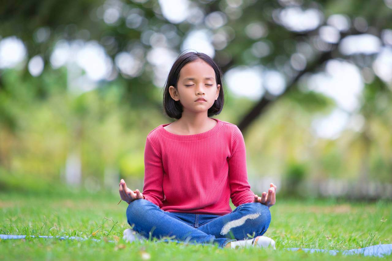 Meditointi luokkahuoneessa - edut ja hyödyt