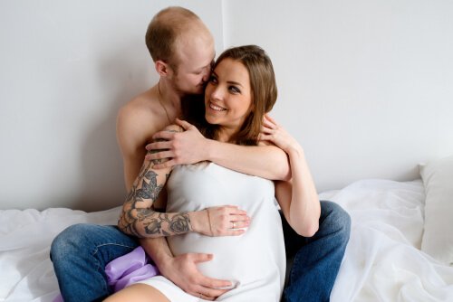 Lapsesta kertova tatuointi - 9 ideaa