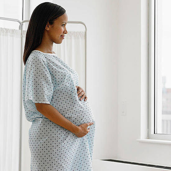 Sikiön asento äidin kohdussa vaikuttaa synnytystapaan.