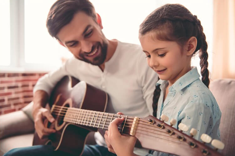 Vaali lapsen luontaista lahjakkuutta ja rohkaise lasta kehittämään sitä