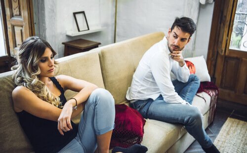 Kuinka toimia, kun vanhemmuus kaduttaa?