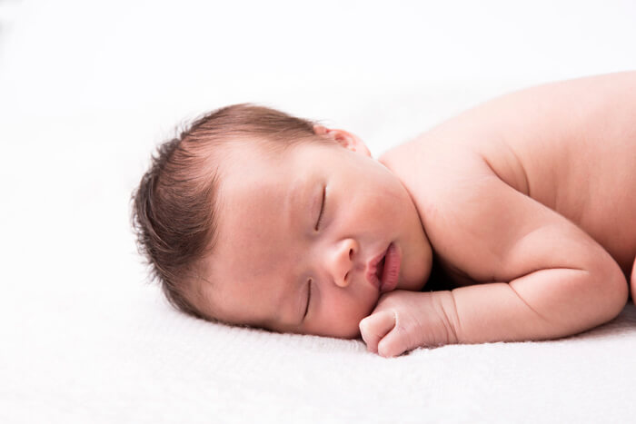 Luuston kehittyminen vauvan ensimmäisten elinkuukausien aikana