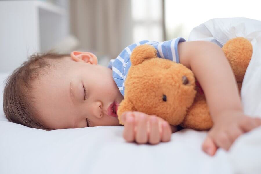 Koska lapsen kannattaa lopettaa päiväunien nukkuminen?