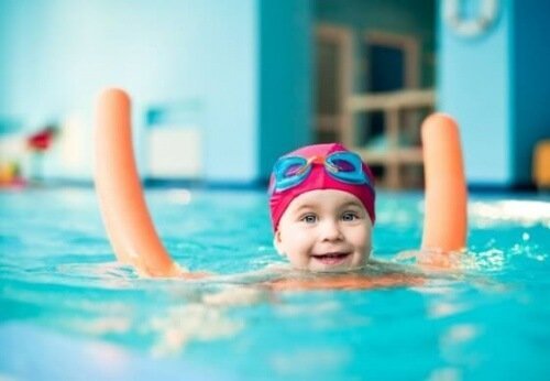 Lapsen uimaan opettaminen