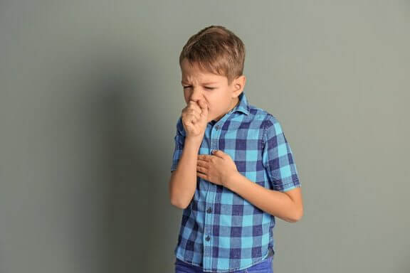 Lapsen hengityksen vinkuminen voi olla oire jostakin hengitystiesairaudesta