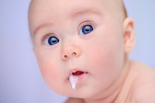 Onko vauvan pulauttelu aina normaalia?