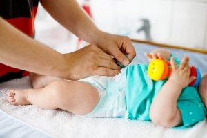 Milloin vauvan vaippa tulee vaihtaa?
