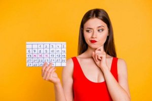 Nuoren epäsäännölliset kuukautiset