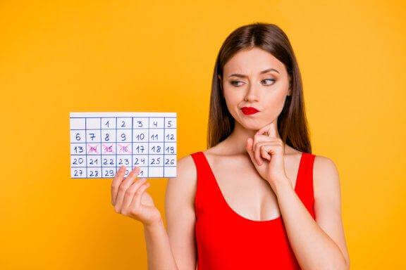 Nuoren epäsäännölliset kuukautiset