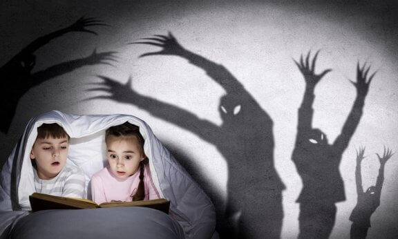Kuinka kertoa kummitustarinoita lapselle ja mitä hyötyä näistä tarinoista on?