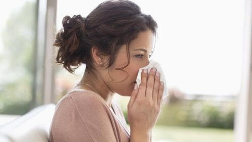 Kuinka hoitaa raskauden aikaista flunssaa?