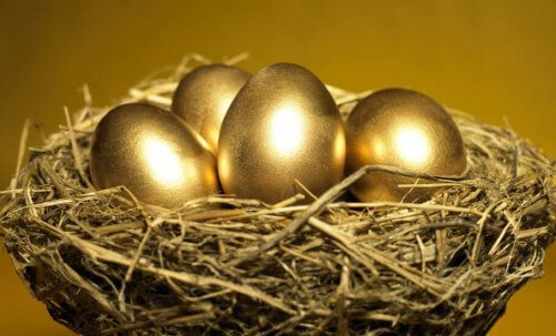 Tarina kultaisista munista kertoo ahneudesta