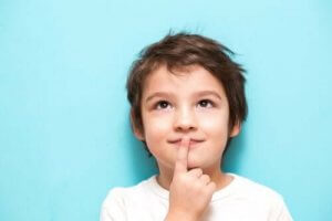 Miten lapsen tarkkaavaisuus kehittyy?