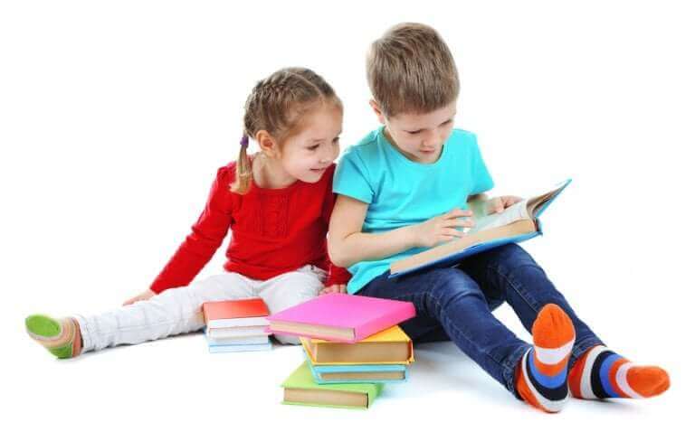 Lisätty todellisuus ja lastenkirjat yhdessä innostavat lapsia lukemaan