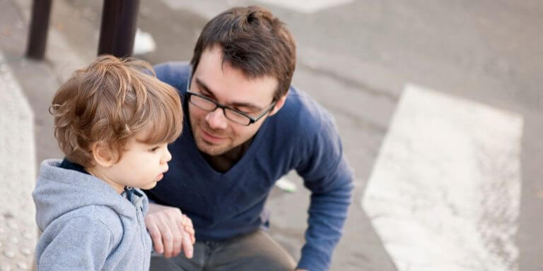 Kuinka puhua lapselle tuntemattomista ihmisistä?