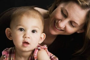 Äidin puhe aktivoi lapsen aivot