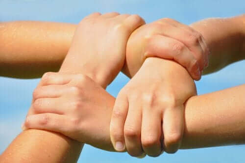 Yhteistyötä vaativien pelien ja leikkien hyödyt