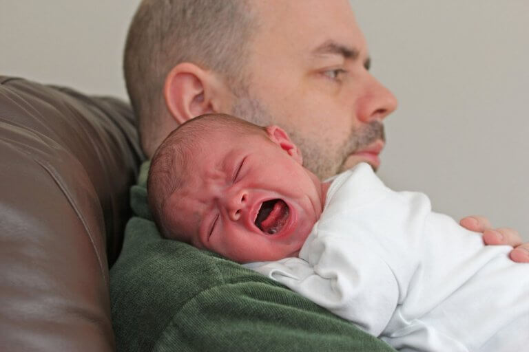 Mistä tunnistaa, että vauva kärsii koliikista?