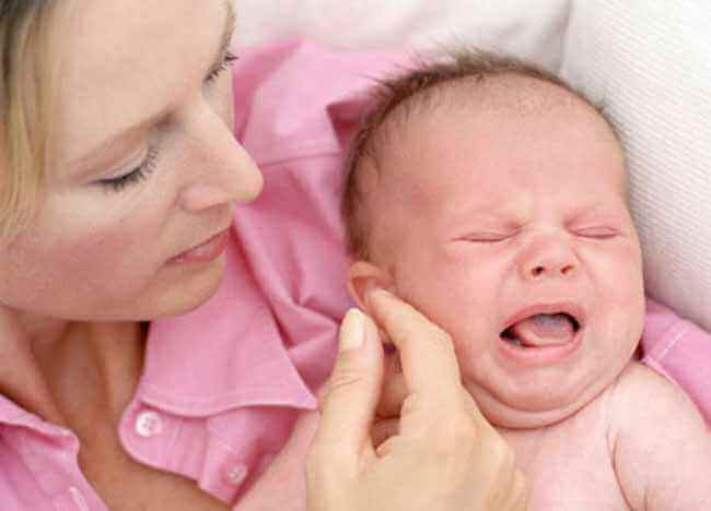 Miksi vauva itkee?