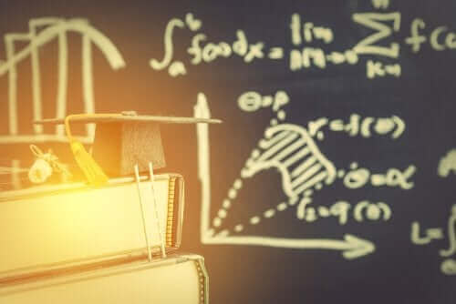 Kriittinen pedagogiikka kannustaa oppilasta ajattelemaan kriittisesti