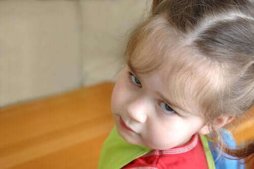 Lapsen uhmaikä ja ei-vaihe