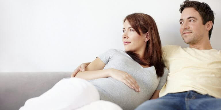 6 vinkkiä parempaan raskauden aikaiseen uneen