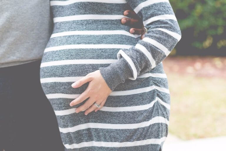 7 syytä käyttää tukivyötä raskauden aikana