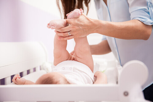 Millainen on hyvä hoitopöytä vauvalle?