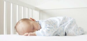 5 eri tyyppistä vauvansänkyä hyötyineen ja haittoineen