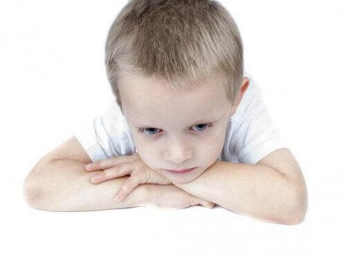 Autistinen lapsi kotona